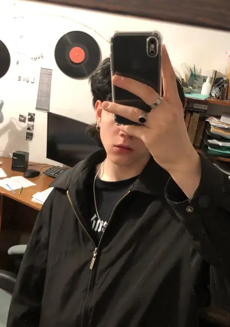 Иван из Лисок, мне 24, познакомлюсь без обязательств