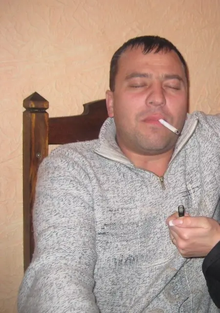 Я Kosta, 44, знакомлюсь для постоянных отношений в Калининграде