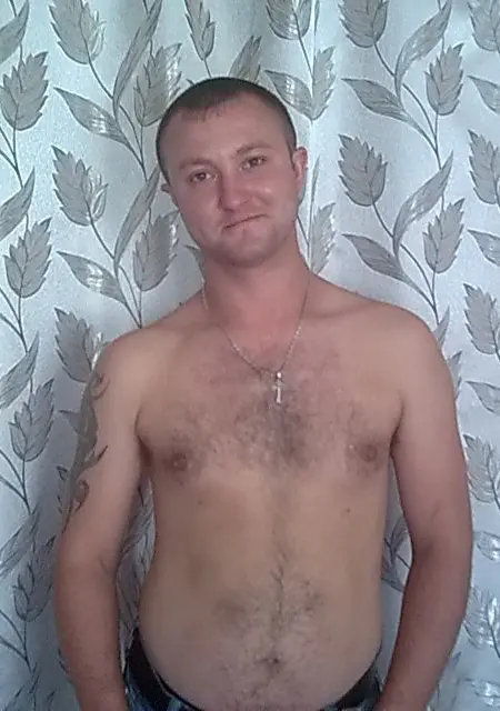 Я Aleksandr, 40, из Полысаева, ищу знакомства без обязательств