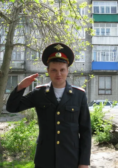 Я Сергей, 38, из Балашова, ищу знакомства на одну ночь