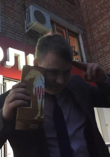 Иван из Великого Новгорода, мне 26, познакомлюсь на одну ночь