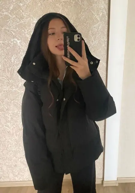 Я Ариана, 25, из Рязани, ищу знакомство для постоянных отношений