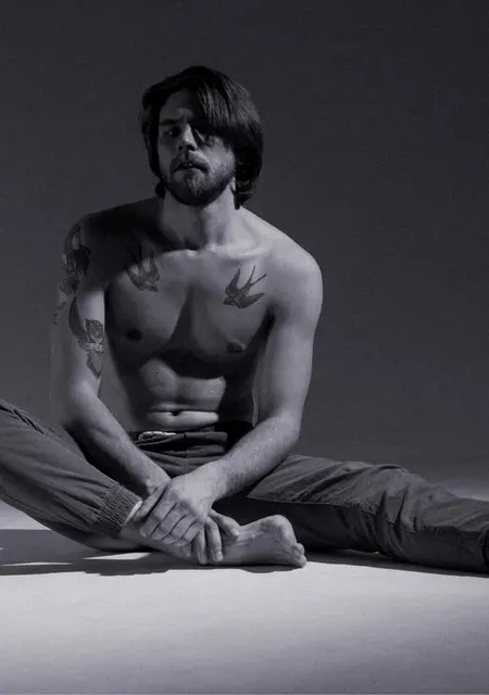 Я Александр, 31, знакомлюсь для постоянных отношений в Саяногорске