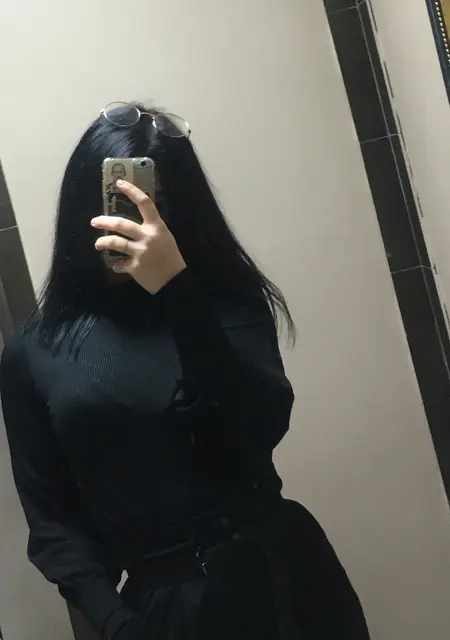 Настя из Астрахани, ищу на сайте вирта