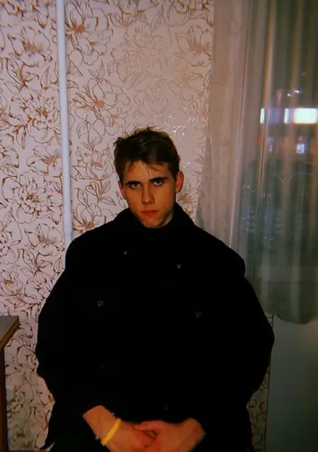 Андрей из Промышленной, мне 21, познакомлюсь на одну ночь