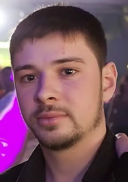 Я Роман, 38, из Белова, ищу знакомство для постоянных отношений