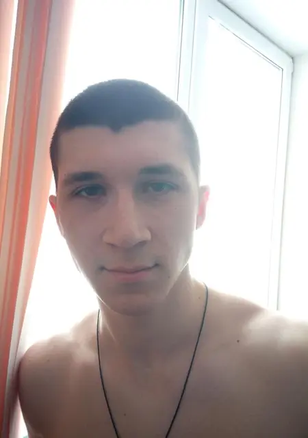 Я Стас, 39, из Морозовска, ищу знакомства без обязательств