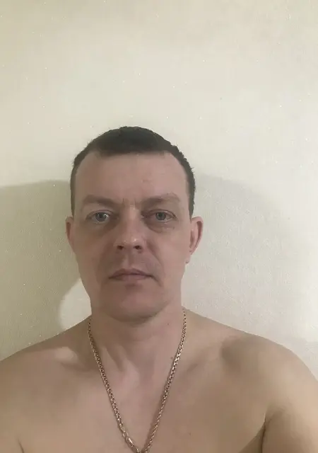 Я Антон, 36, из Искитима, ищу знакомства без обязательств