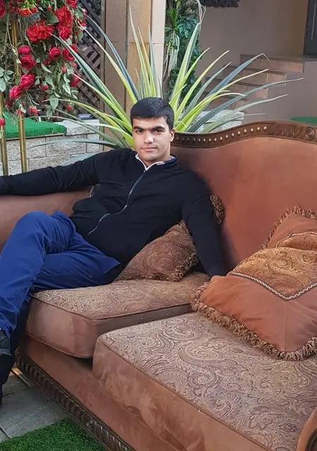 Рома из Краснодара, мне 81, познакомлюсь для постоянных отношений