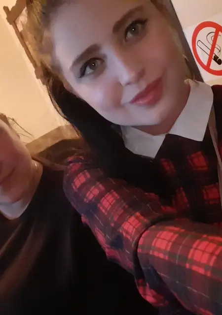 Olya из Кирова, ищу на сайте приятное времяпровождение