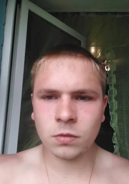 Я Коля, 25, из Коломны, ищу знакомство для постоянных отношений