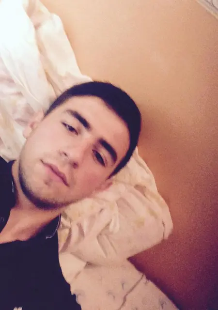 Я Русик, 27, из Анапы, ищу знакомства без обязательств