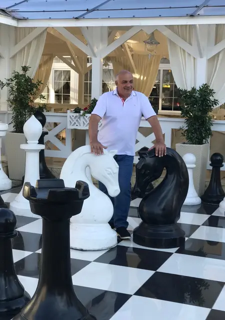 Я Raha, 58, из Кизилюрта, ищу знакомство для приятного времяпровождения