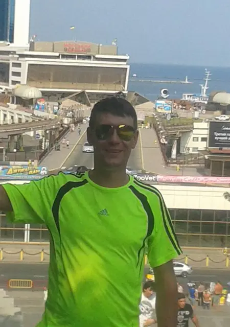 Я Роман, 47, знакомлюсь без обязательств в Выксе