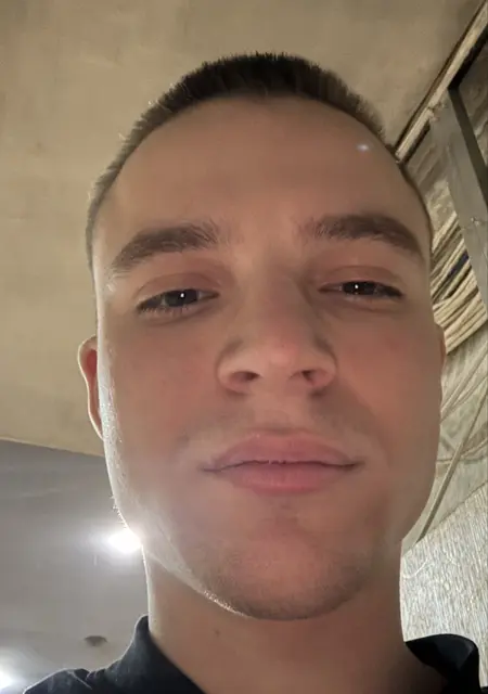 Илья з Донецька, шукаю на сайті знайомства на одну ніч