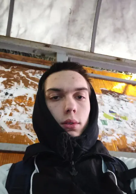 Богдан из Кирова, мне 21, познакомлюсь без обязательств