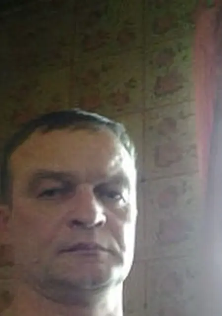 Я Михаил, 60, из Владимира, ищу знакомства без обязательств