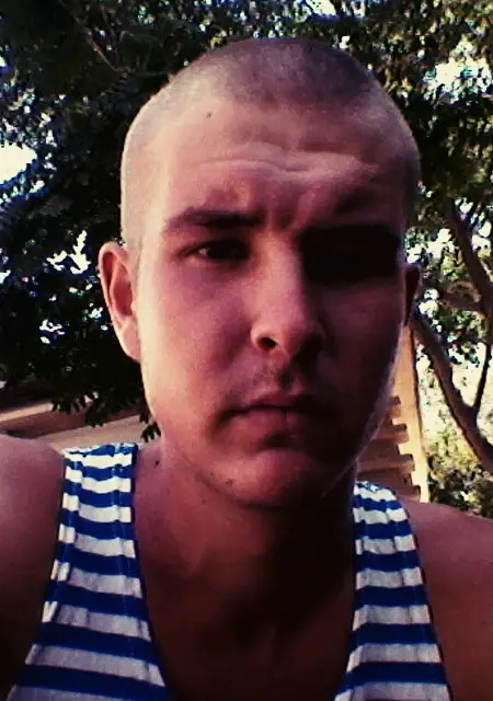 Я Дмитрий, 29, знакомлюсь без обязательств в Евпатории