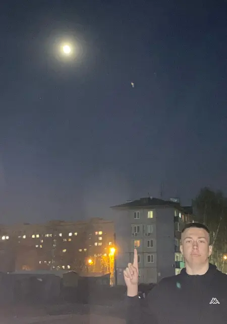 Александр из Омска, ищу на сайте знакомства на одну ночь