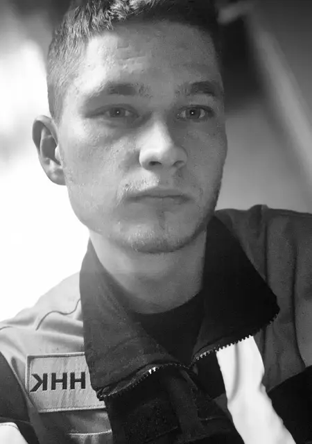 Я Илья, 23, знакомлюсь без обязательств в Мегионе