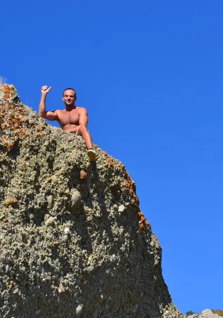 Валера из Алушты, ищу на сайте знакомства на одну ночь