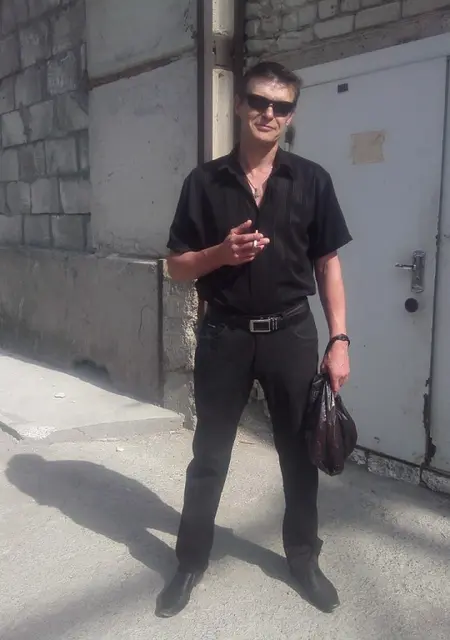 Эдуард из Кургана, мне 55, познакомлюсь на одну ночь