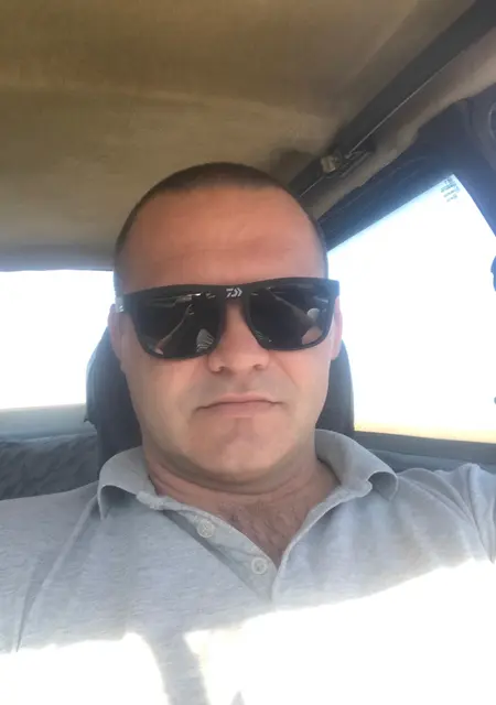 Я Андрей, 37, знакомлюсь на одну ночь в Каневской