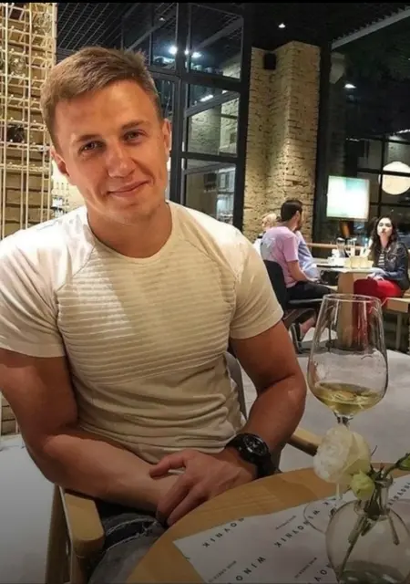 Иван из Брянска, ищу на сайте знакомства на одну ночь