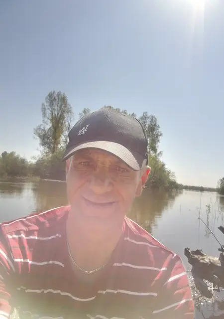 Я Борис, 50, знакомлюсь без обязательств в Новосибирске