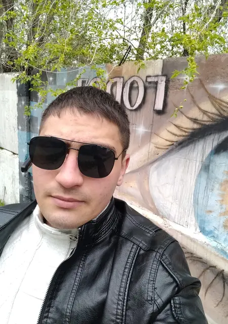 Андрей из Гая, ищу на сайте знакомства на одну ночь