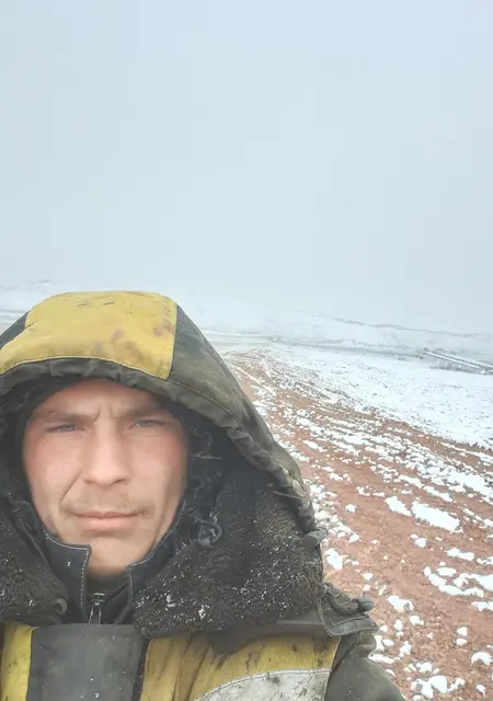 Я Алексей, 30, из Алдана, ищу знакомства на одну ночь