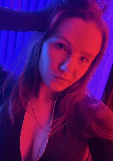 Вероника из Санкт-Петербурга, ищу на сайте приятное времяпровождение