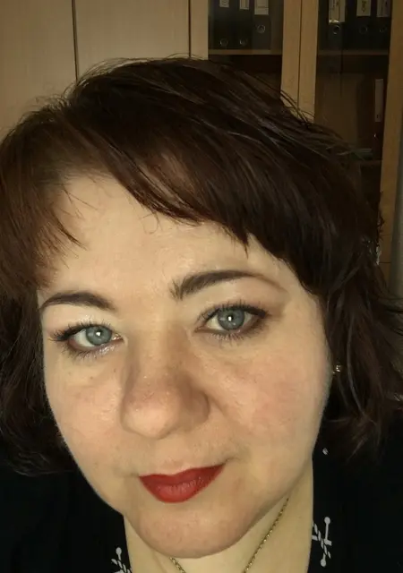 Лика из Сургута, мне 50, познакомлюсь без обязательств