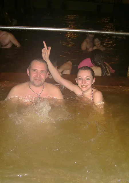 Андрей из Алушты, ищу на сайте знакомства на одну ночь