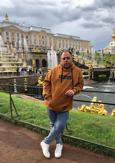 Андрей из Альметьевска, мне 38, познакомлюсь для приятного времяпровождения