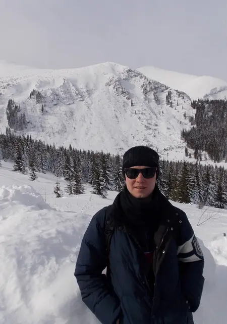 Я Артем, 35, из Волгодонска, ищу знакомства на одну ночь