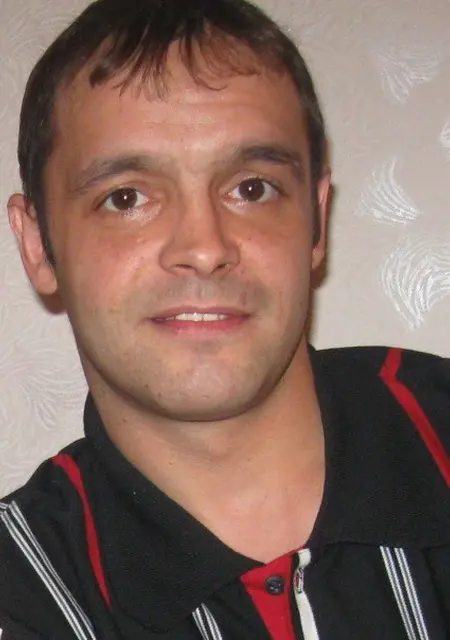 Я Серж, 45, знакомлюсь без обязательств в Коряжме