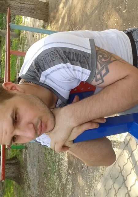 Владимир из Новомосковска, мне 39, познакомлюсь без обязательств