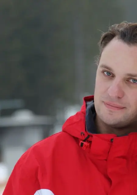 Я Денис, 43, из Астрахани, ищу знакомства на одну ночь