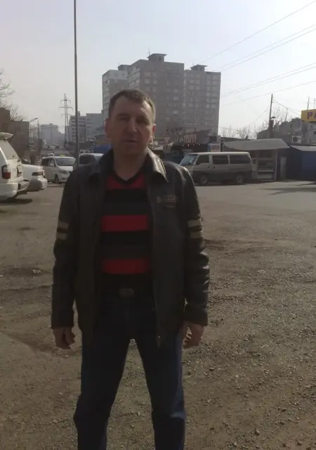 Я Па-Ха, 54, из Владивостока, ищу знакомство для постоянных отношений