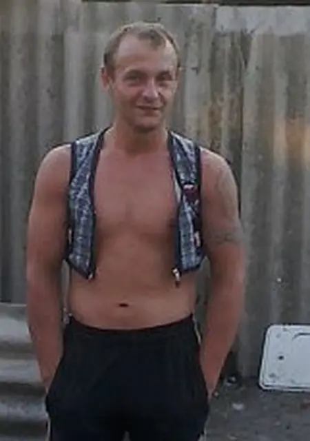 Александр из Тимашевска, ищу на сайте знакомства без обязательств