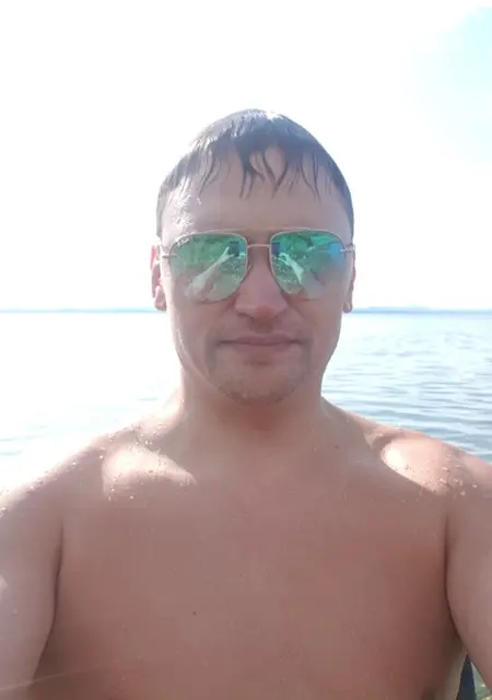 Илья из Златоуста, мне 41, познакомлюсь для приятного времяпровождения