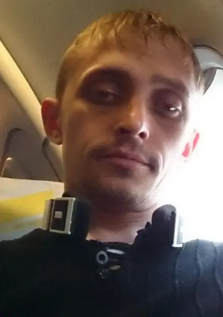 Я Алексей, 39, из Дудинки, ищу знакомства без обязательств