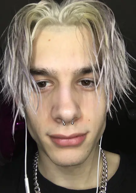 Я Михаил, 24, знакомлюсь без обязательств в Тольятти