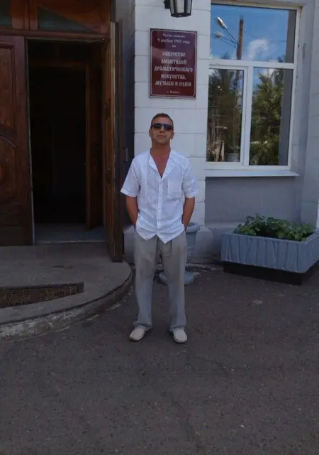 Я Дмитрий, 54, знакомлюсь на одну ночь в Канске