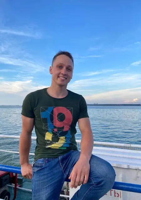 Я Артём, 28, из Темрюка, ищу знакомства без обязательств