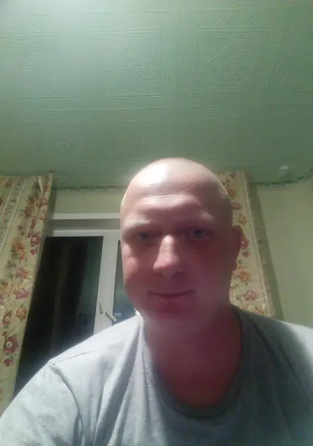 Alexandr из Шарыпова, мне 35, познакомлюсь на одну ночь