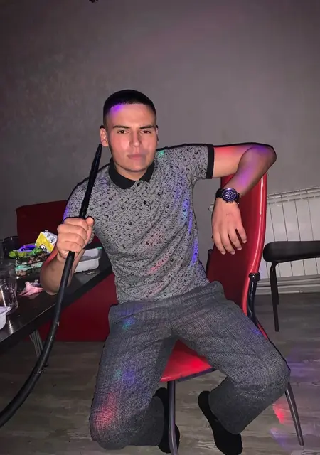Максим из Новосибирска, ищу на сайте знакомства без обязательств