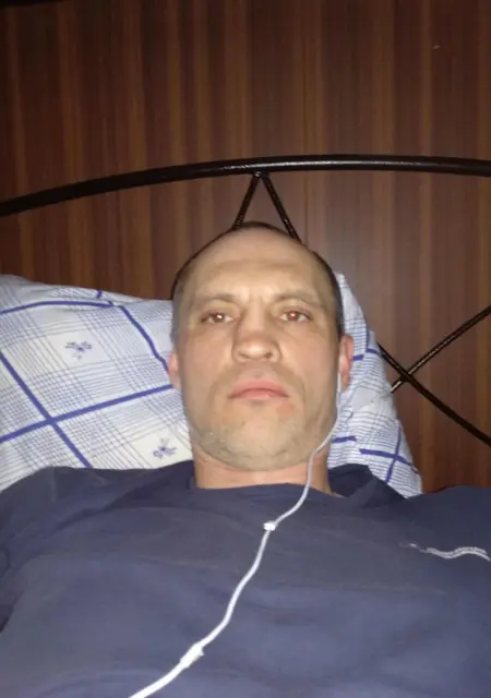 Я Алекс, 45, из Темрюка, ищу знакомства без обязательств