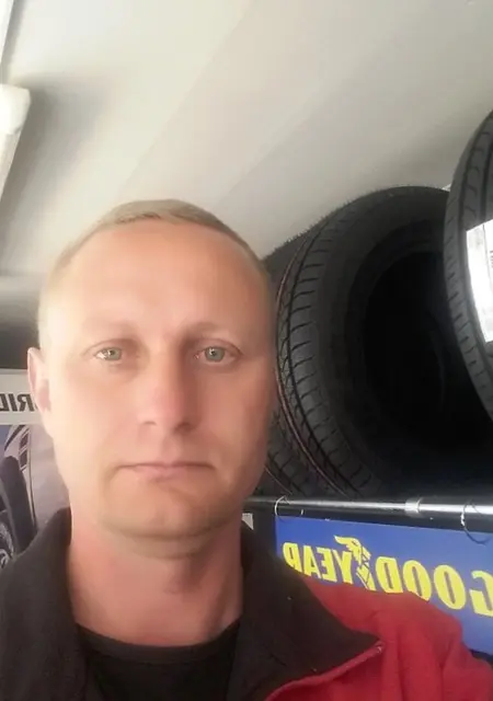 Я Алексей, 47, из Воронежа, ищу знакомство для совместных путешествий